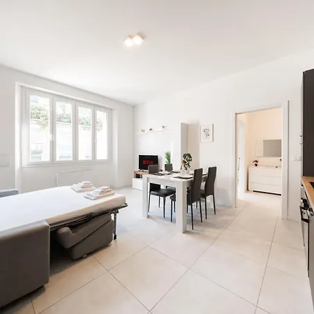 Arcade - 10 Minutes Walk To Piazza Maggiore Lägenhet