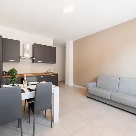 Arcade - 10 Minutes Walk To Piazza Maggiore Lägenhet *