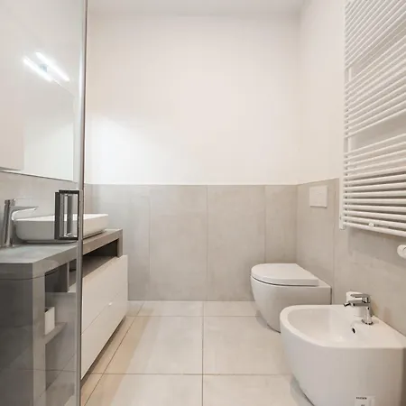 Lägenhet Arcade - 10 Minutes Walk To Piazza Maggiore *