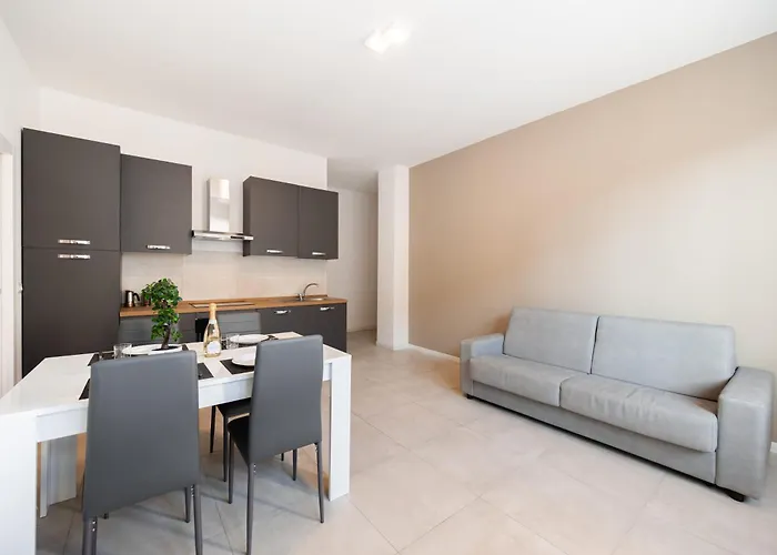 Arcade - 10 Minutes Walk To Piazza Maggiore Daire *