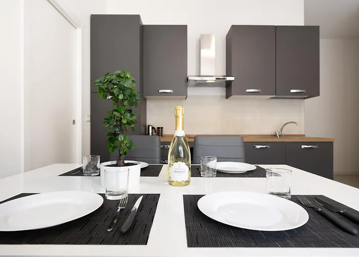 Arcade - 10 Minutes Walk To Piazza Maggiore