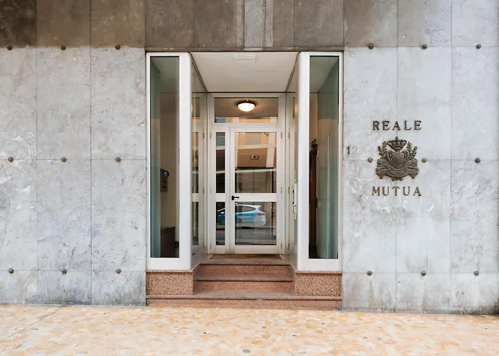 Διαμέρισμα Arcade - 10 Minutes Walk To Piazza Maggiore *