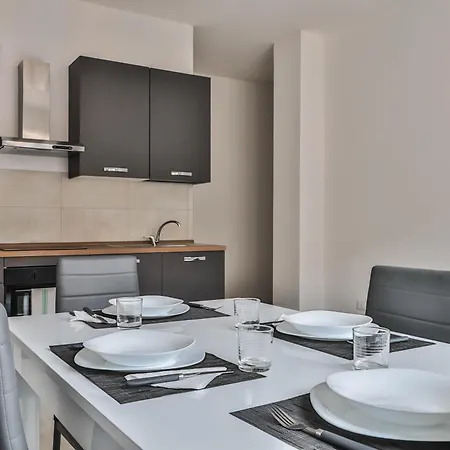 Arcade - 10 Minutes Walk To Piazza Maggiore *